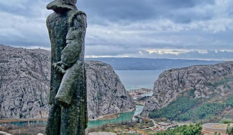 Villa Omiš Extérieur photo